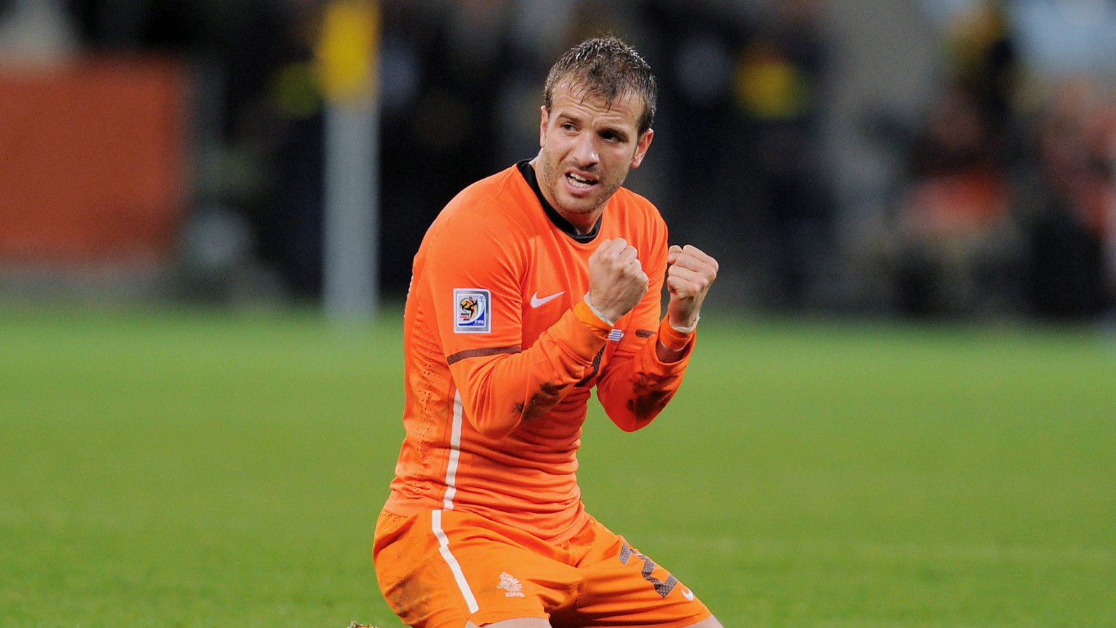 Rafael Van der Vaart has a name in mind for potential Tottenham manager who the players would ‘run extra’ for
