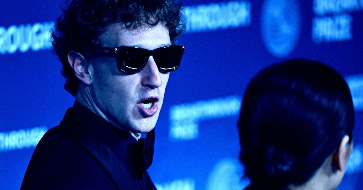 Meta Reportingly Firing a Vast Percentage of Its Staff in Zuckerberg's Move to AI