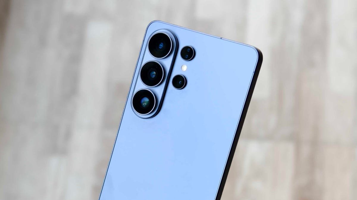 Samsung adopting AirDrop compatibility is exactly what Android needs right now