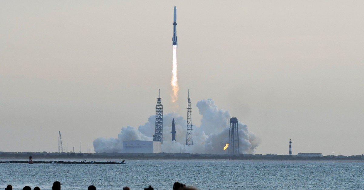 Blue Origin successfully reused its New Glenn rocket