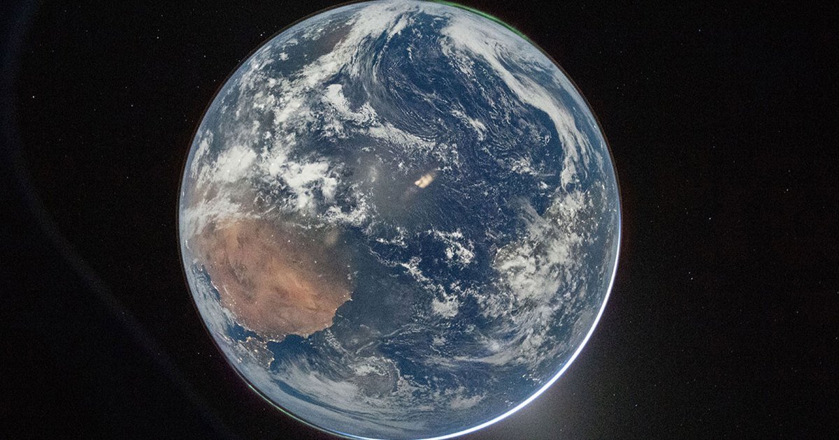 Moon Astronaut Captures Shot of Earth That Lets You See Its Razor-Thin Atmosphere Perfectly