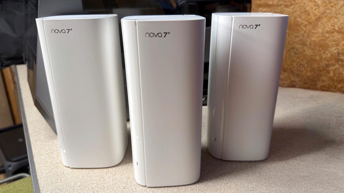 I set up a $190 mesh Wi-Fi system at home, and it handled a dozen 4K video streams with ease