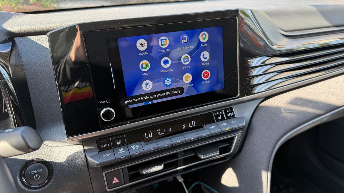 I'm an iPhone user who switches to Gemini with Android Auto in the car - why I don't regret it