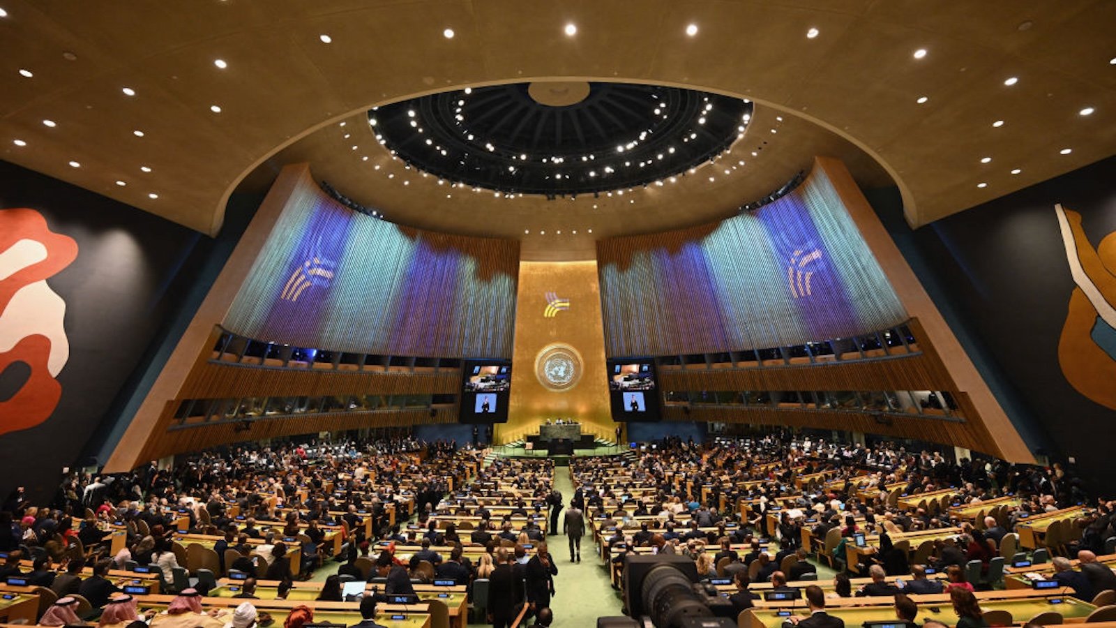 In a rare show of global unity, countries adopt landmark climate ruling