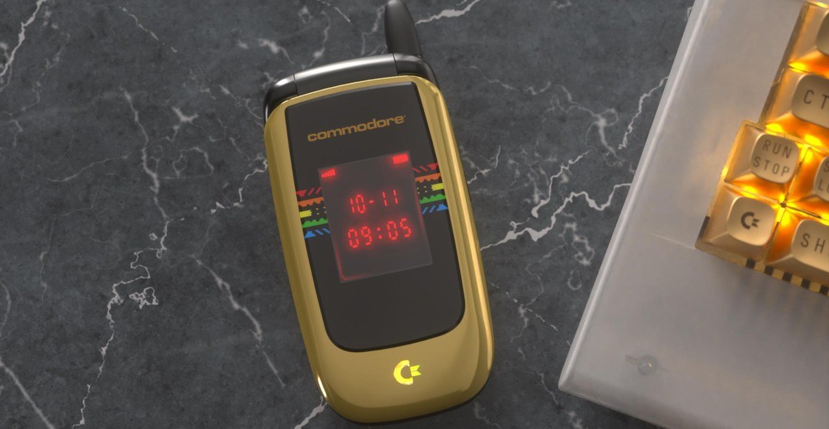 Commodore’s Callback 8020 is a retro flip phone with modern ideals