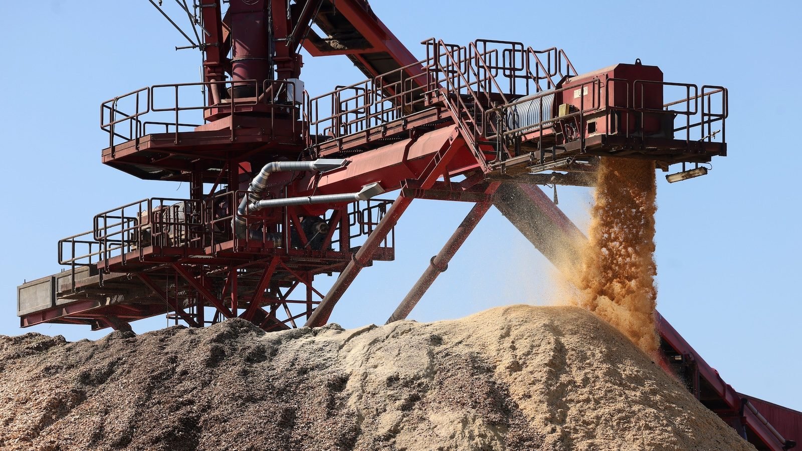 Louisiana lawmakers rush to support an industry they 'do not know a lot about'