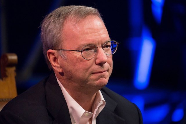 NASA picks Eric Schmidt's rocket company for Mars mission, setting up a race with SpaceX