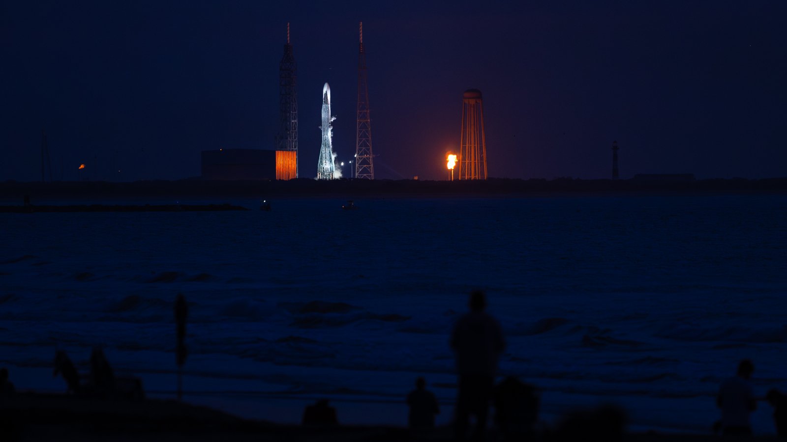 'Starwashing': The new space race has an environmental problem