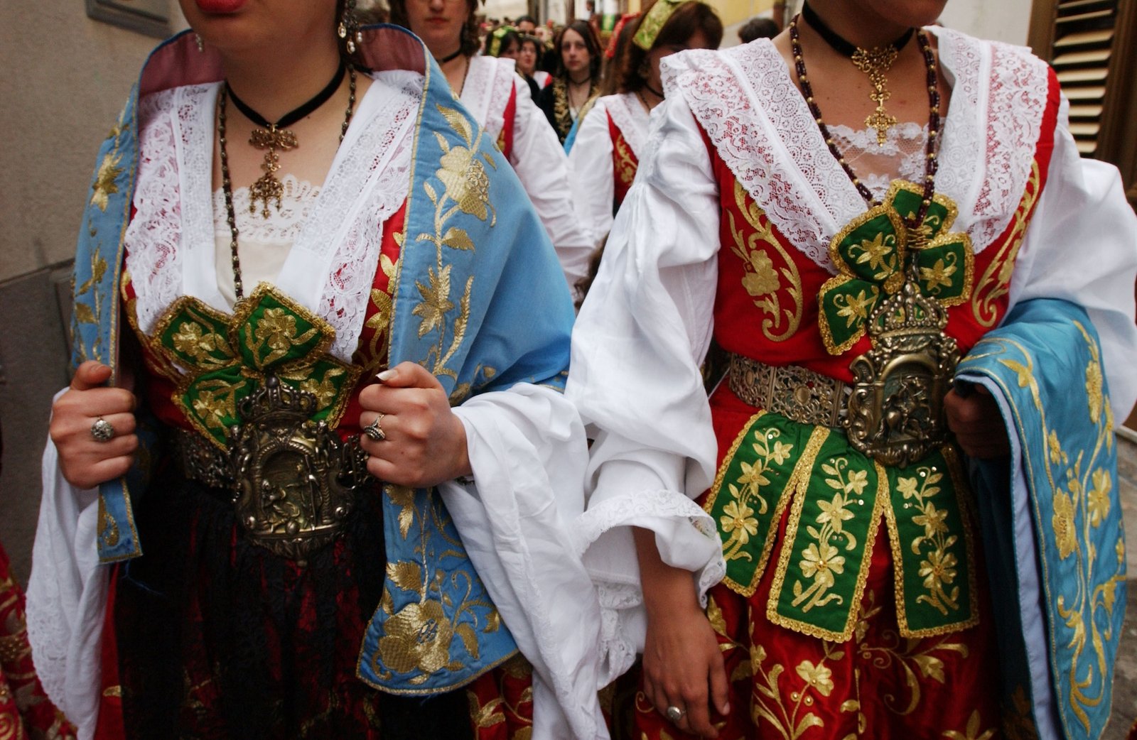 As Sicily grows hotter, a centuries-old community is disappearing