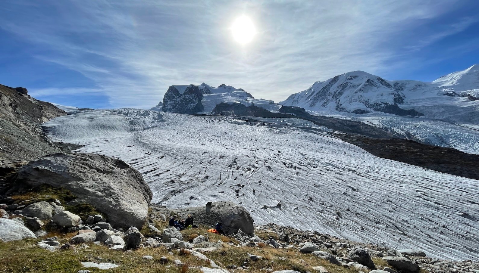Fiber optic cables reveal 'icequakes' in endangered glaciers